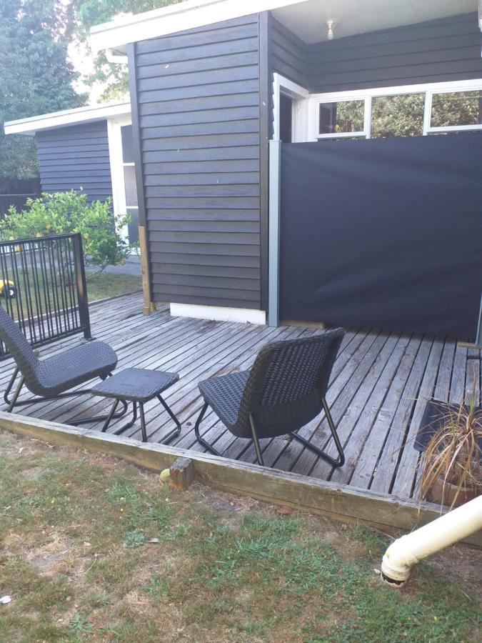 Sleepout Hideaway Apartment Rotorua Bagian luar foto