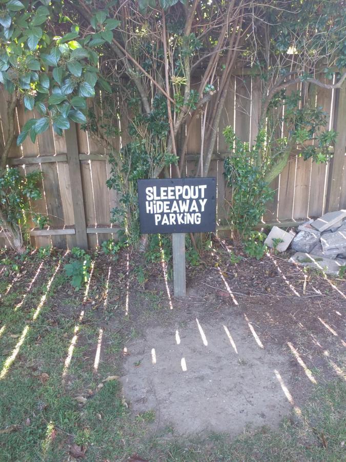 Sleepout Hideaway Apartment Rotorua Bagian luar foto