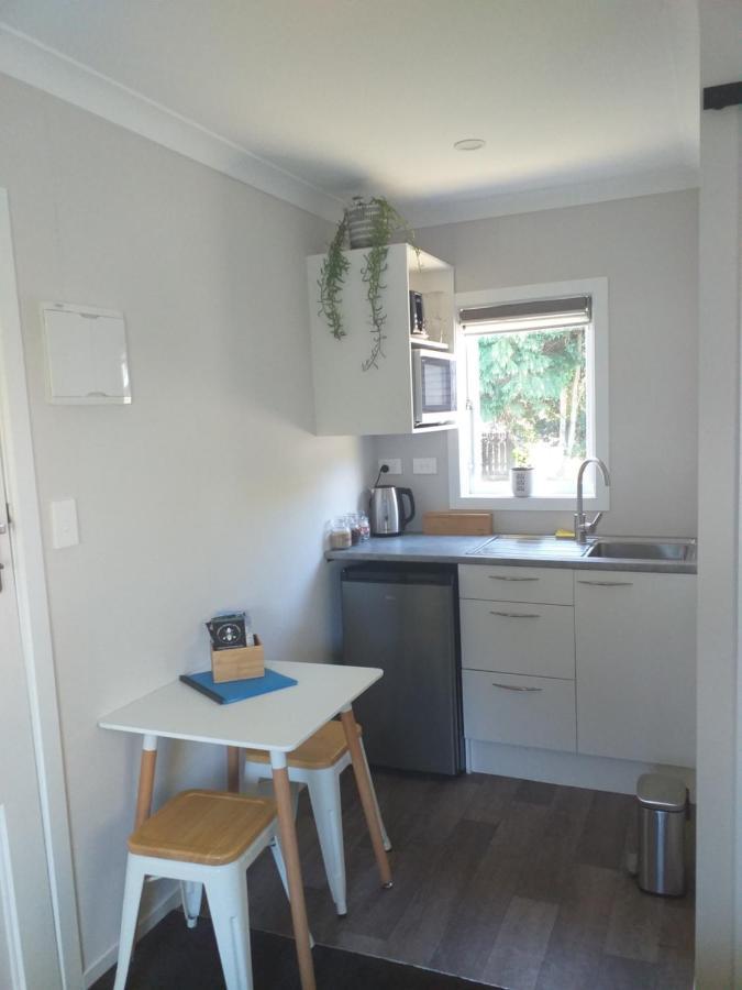 Sleepout Hideaway Apartment Rotorua Bagian luar foto